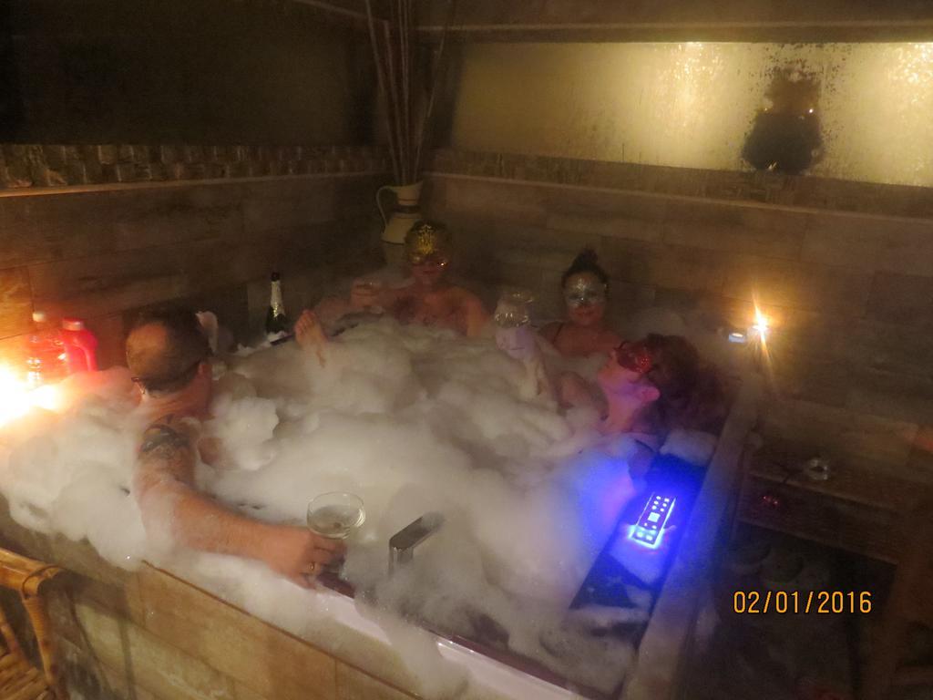 Cudodomek Spa W Mrozach Wielkich Kolo Elku Eksteriør bilde
